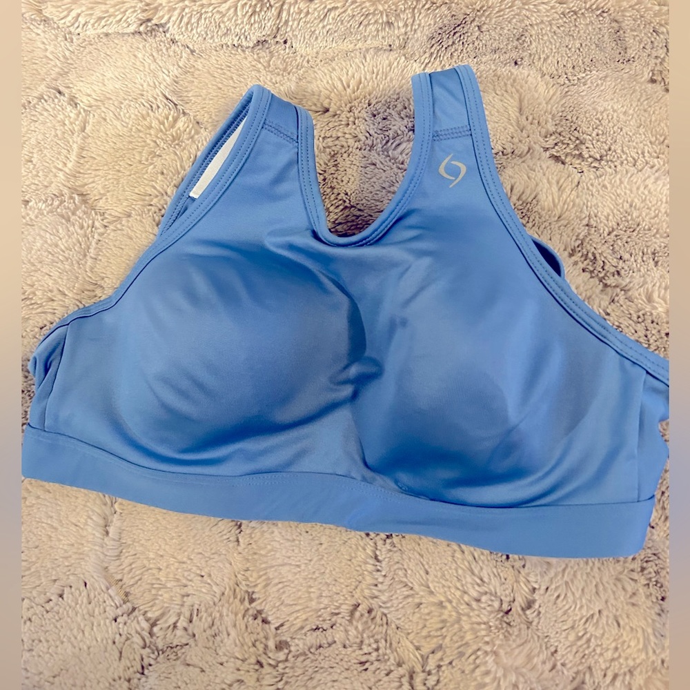 Moving comfort underwire sport bras